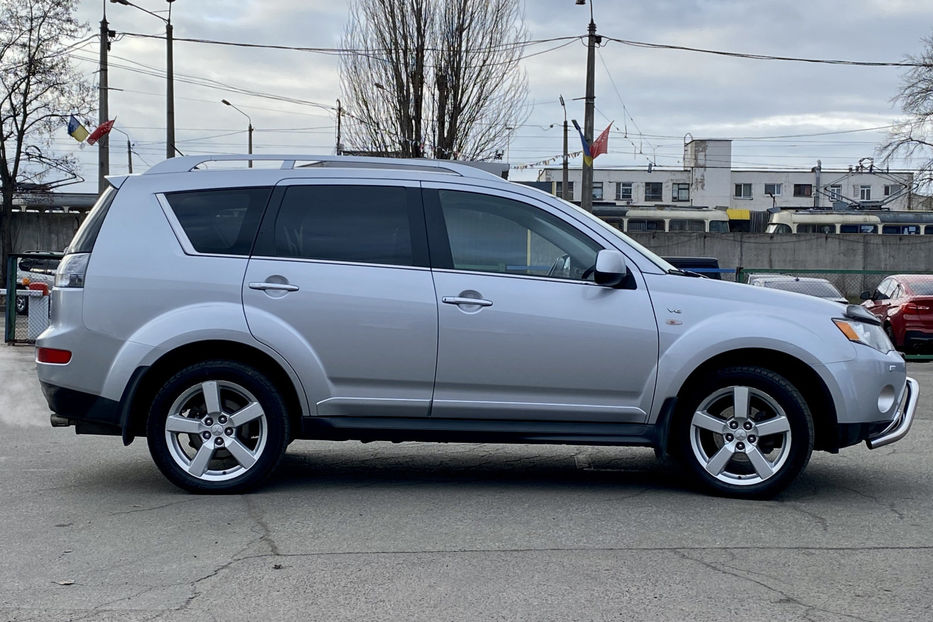 Продам Mitsubishi Outlander 2009 года в Киеве