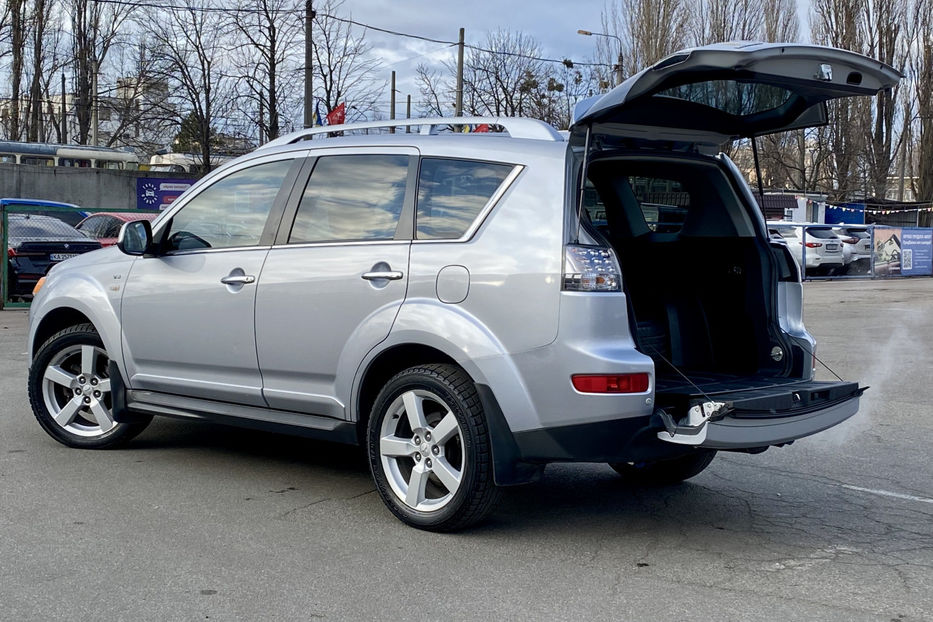 Продам Mitsubishi Outlander 2009 года в Киеве