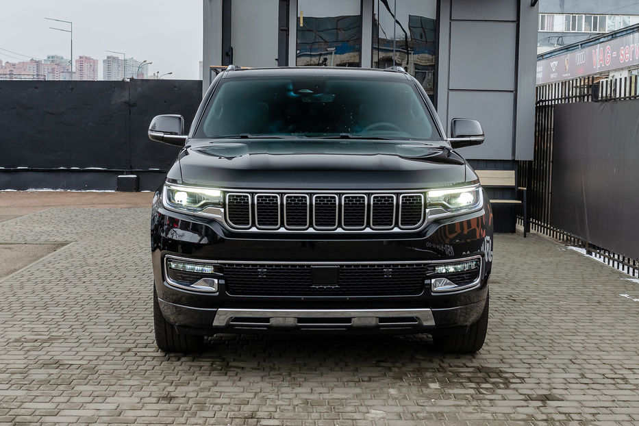 Продам Jeep Grand Cherokee Wagoneer  2022 года в Киеве