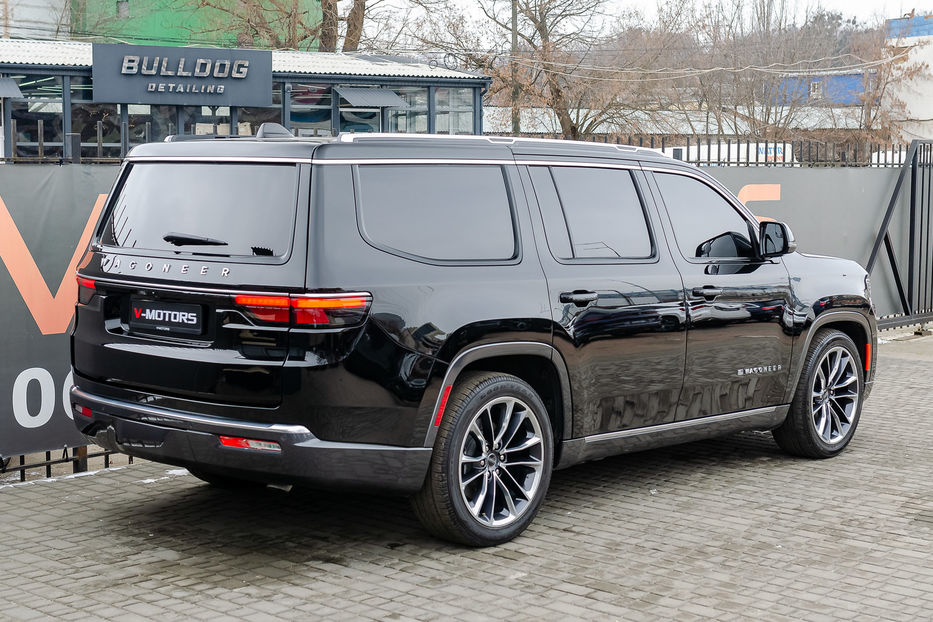 Продам Jeep Grand Cherokee Wagoneer  2022 года в Киеве