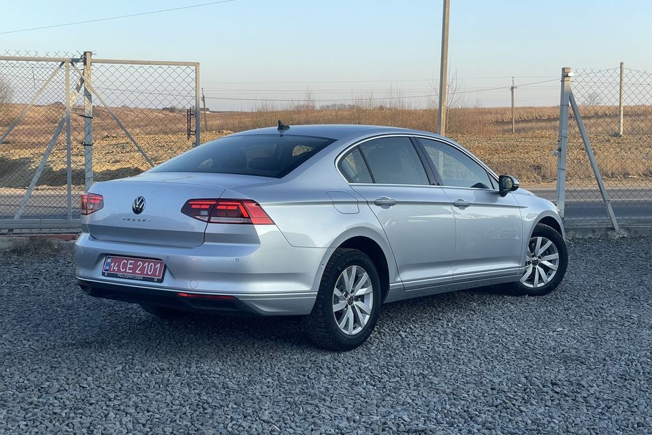 Продам Volkswagen Passat B8 Седан 2021 года в Львове