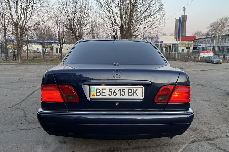 Продам Mercedes-Benz E-Class 320 1997 года в Николаеве