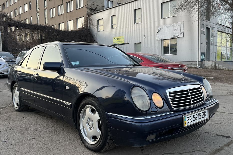 Продам Mercedes-Benz E-Class 320 1997 года в Николаеве