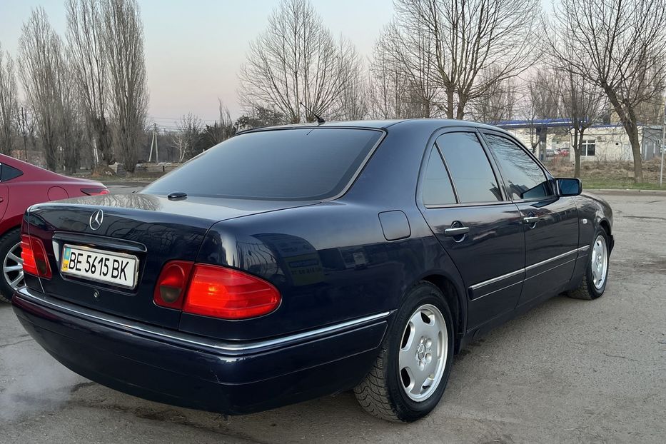 Продам Mercedes-Benz E-Class 320 1997 года в Николаеве