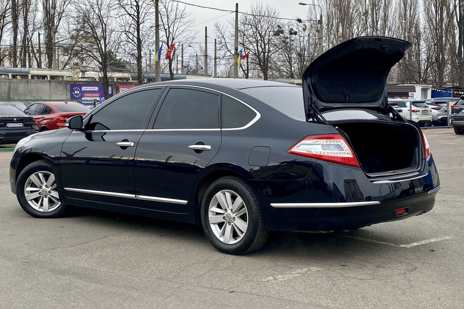 Продам Nissan Teana 2013 года в Киеве