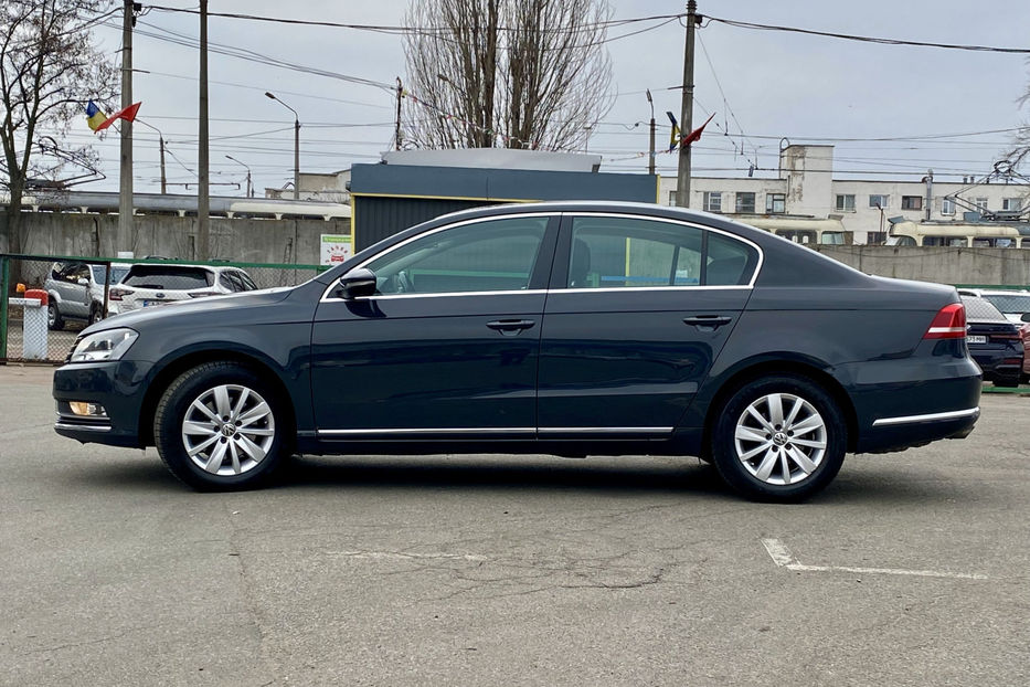 Продам Volkswagen Passat B7 2011 года в Киеве