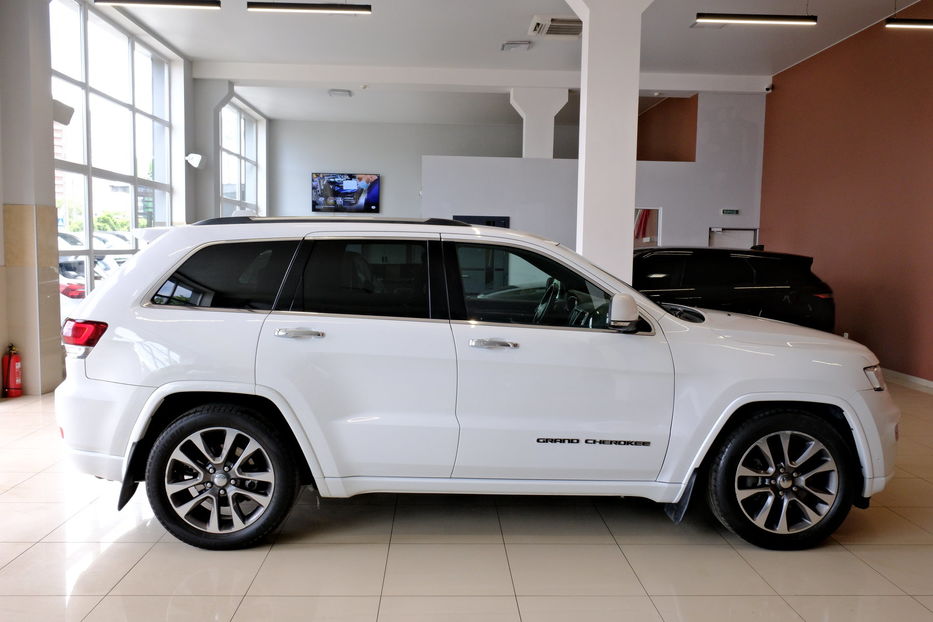 Продам Jeep Grand Cherokee 2020 года в Одессе