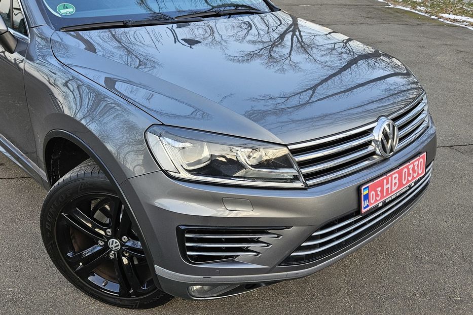 Продам Volkswagen Touareg Executive Edition /R-Line 2017 года в Киеве