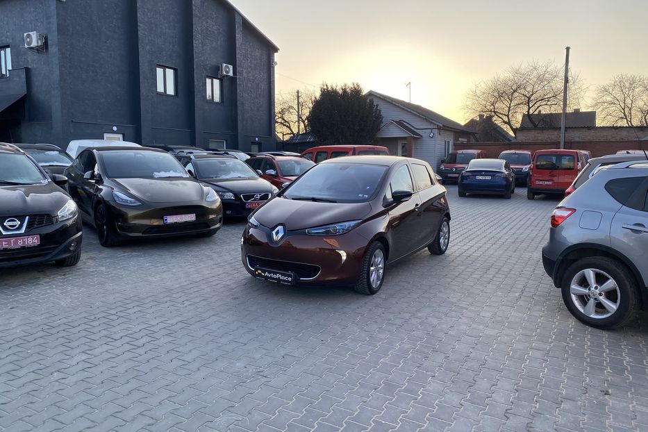 Продам Renault Zoe 2015 года в Луцке