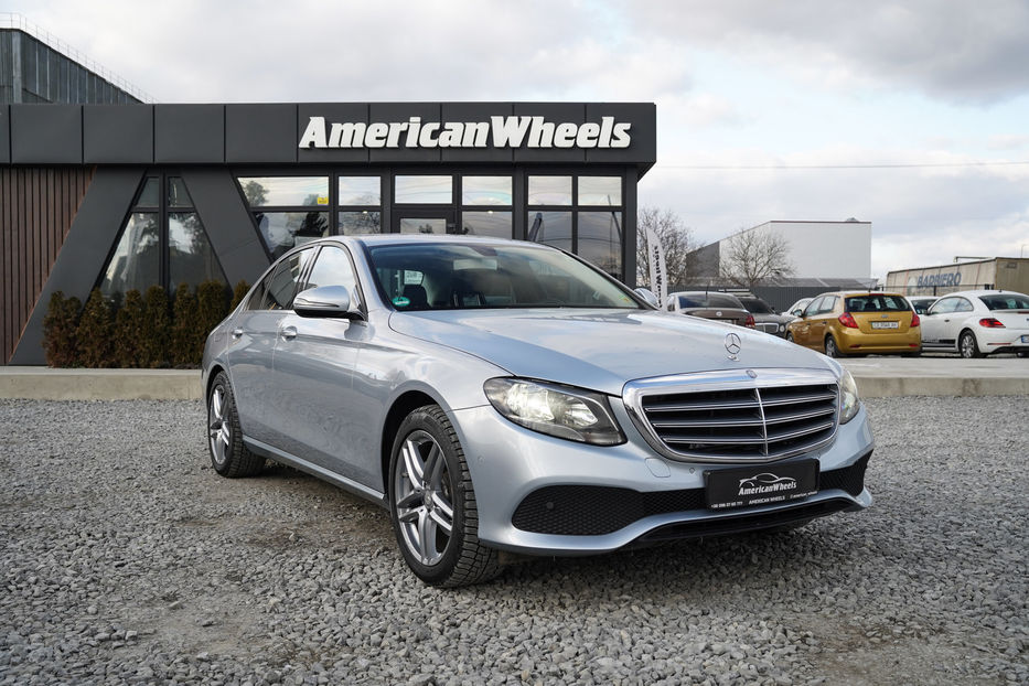 Продам Mercedes-Benz E-Class 220 D 2016 года в Черновцах