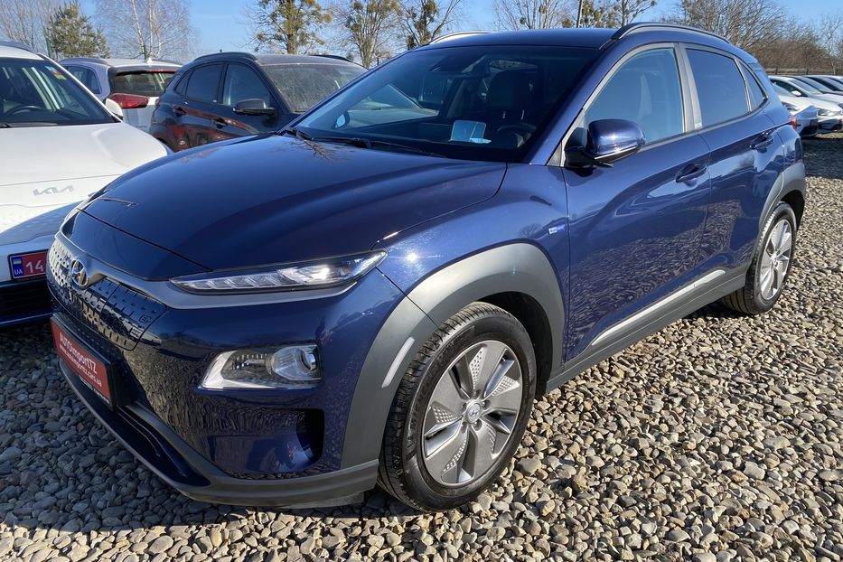 Продам Hyundai Kona 64kWhМакс.комплектація PREMIUM 2021 года в Львове