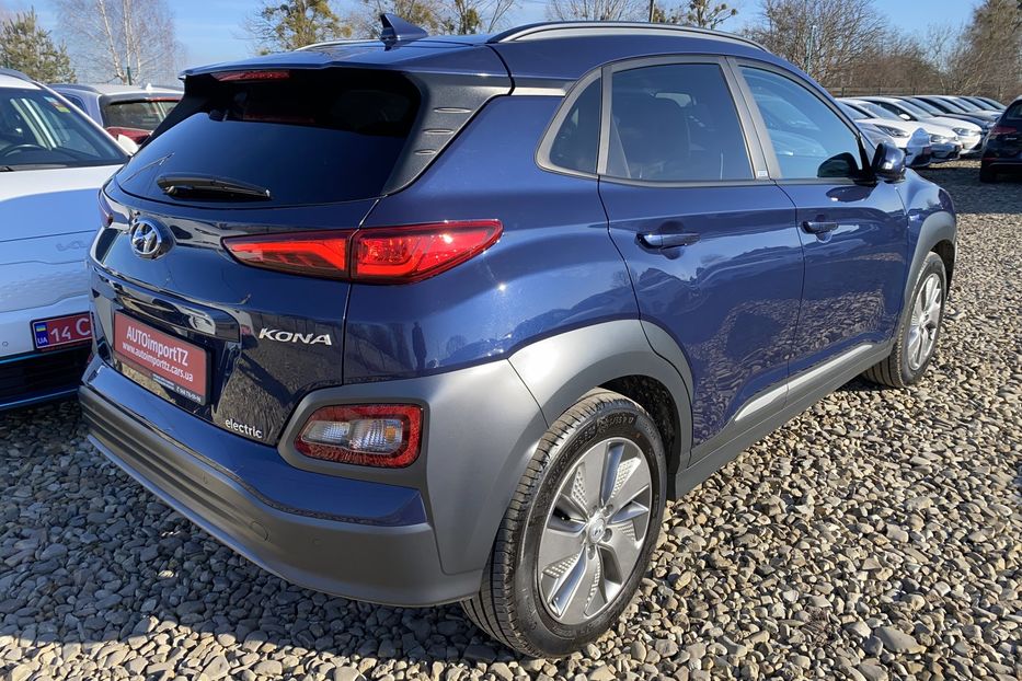 Продам Hyundai Kona 64kWhМакс.комплектація PREMIUM 2021 года в Львове