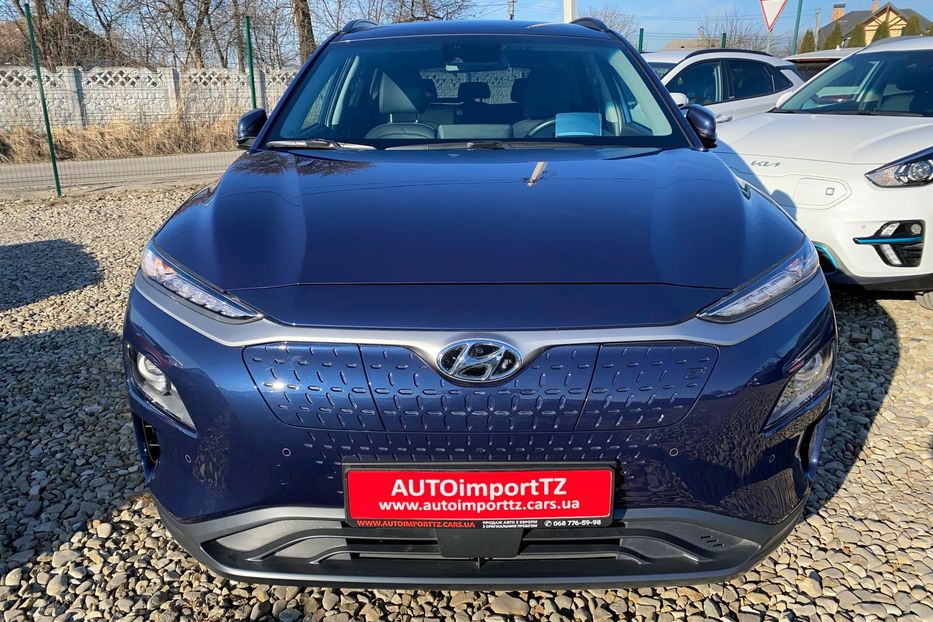 Продам Hyundai Kona 64kWhМакс.комплектація PREMIUM 2021 года в Львове