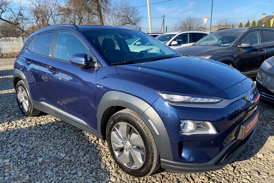 Продам Hyundai Kona 64kWhМакс.комплектація PREMIUM 2021 года в Львове