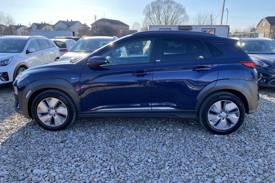 Продам Hyundai Kona 64kWhМакс.комплектація PREMIUM 2021 года в Львове