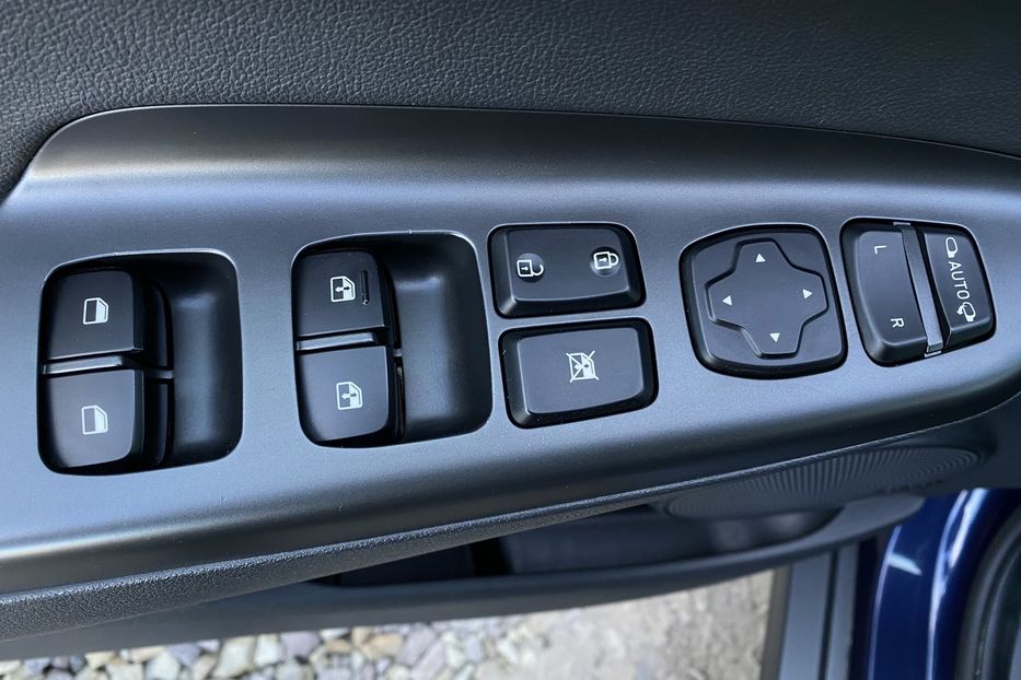 Продам Hyundai Kona 64kWhМакс.комплектація PREMIUM 2021 года в Львове