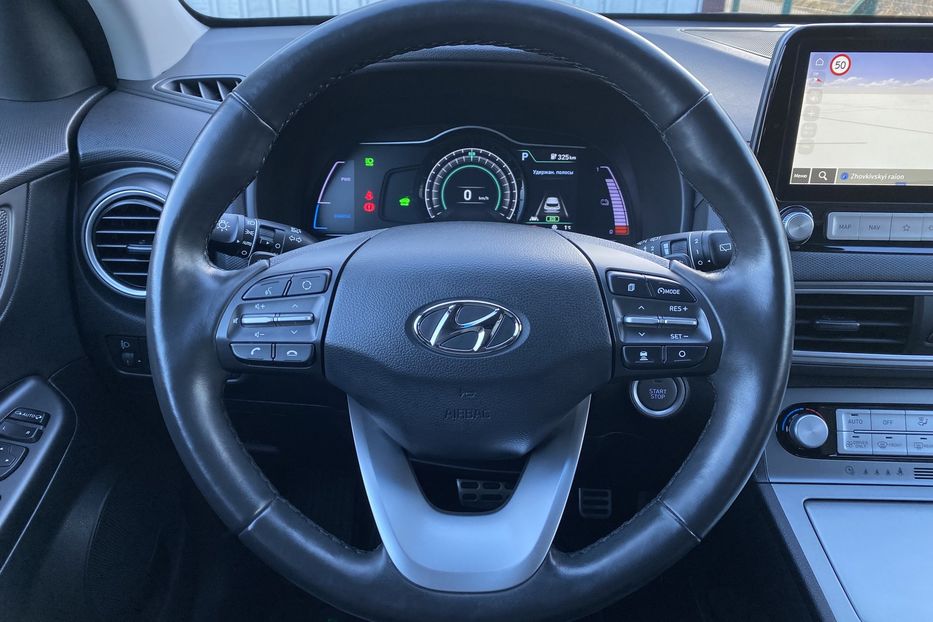 Продам Hyundai Kona 64kWhМакс.комплектація PREMIUM 2021 года в Львове