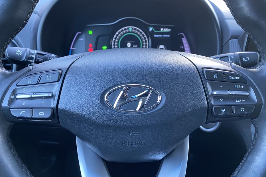 Продам Hyundai Kona 64kWhМакс.комплектація PREMIUM 2021 года в Львове