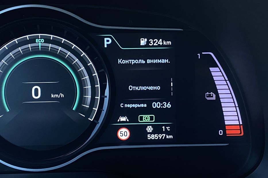 Продам Hyundai Kona 64kWhМакс.комплектація PREMIUM 2021 года в Львове