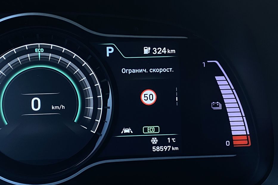 Продам Hyundai Kona 64kWhМакс.комплектація PREMIUM 2021 года в Львове