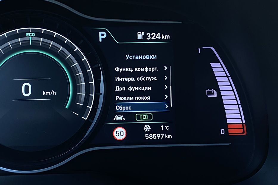 Продам Hyundai Kona 64kWhМакс.комплектація PREMIUM 2021 года в Львове