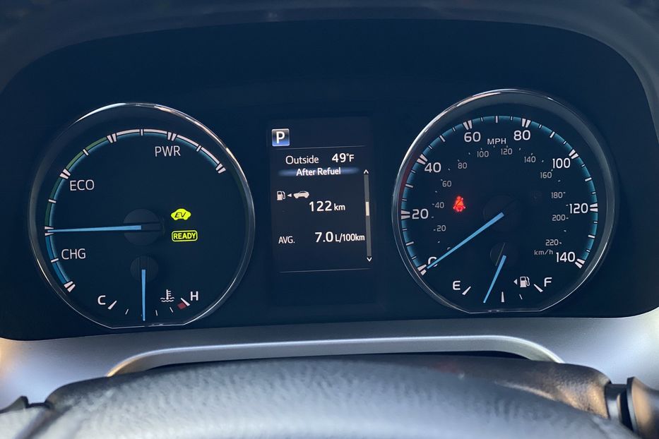 Продам Toyota Rav 4 2017 года в Луцке