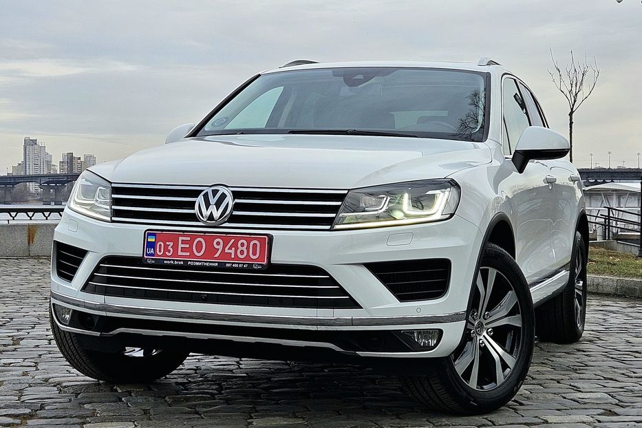 Продам Volkswagen Touareg 2015 года в Киеве