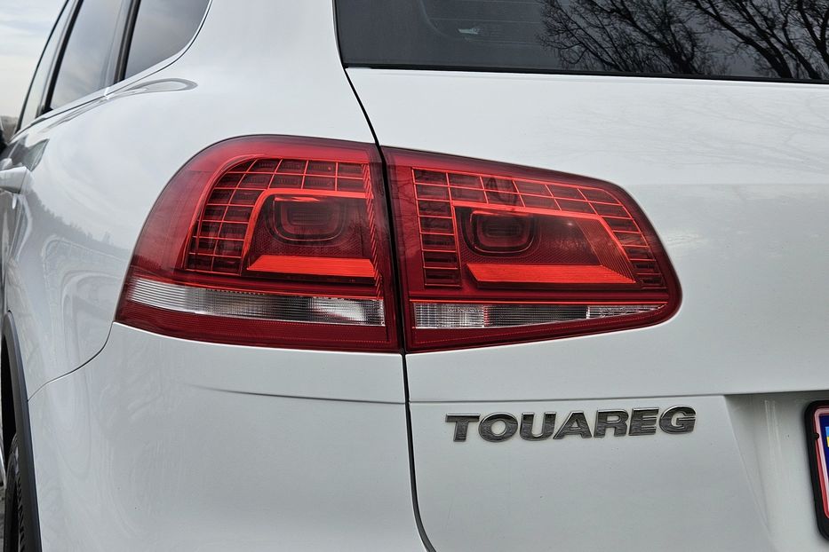 Продам Volkswagen Touareg 2015 года в Киеве