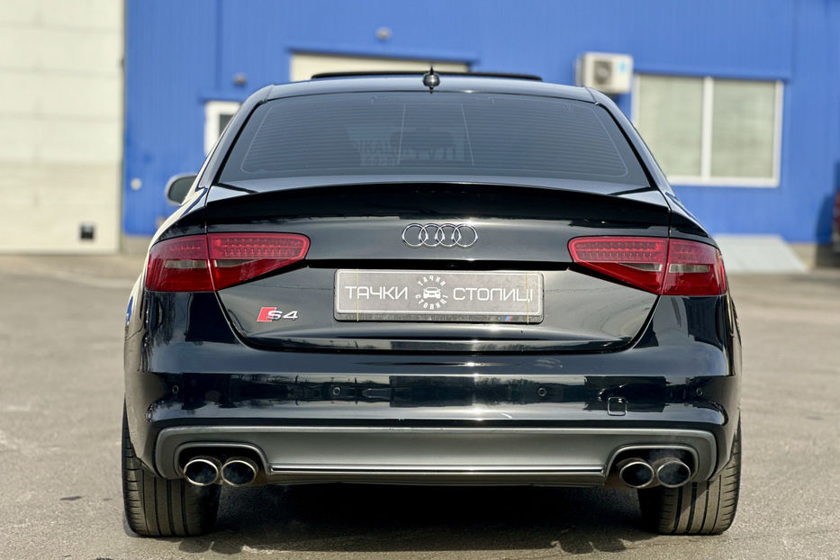 Продам Audi S4 2014 года в Киеве