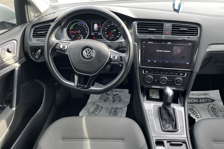 Продам Volkswagen e-Golf 2019 года в Львове