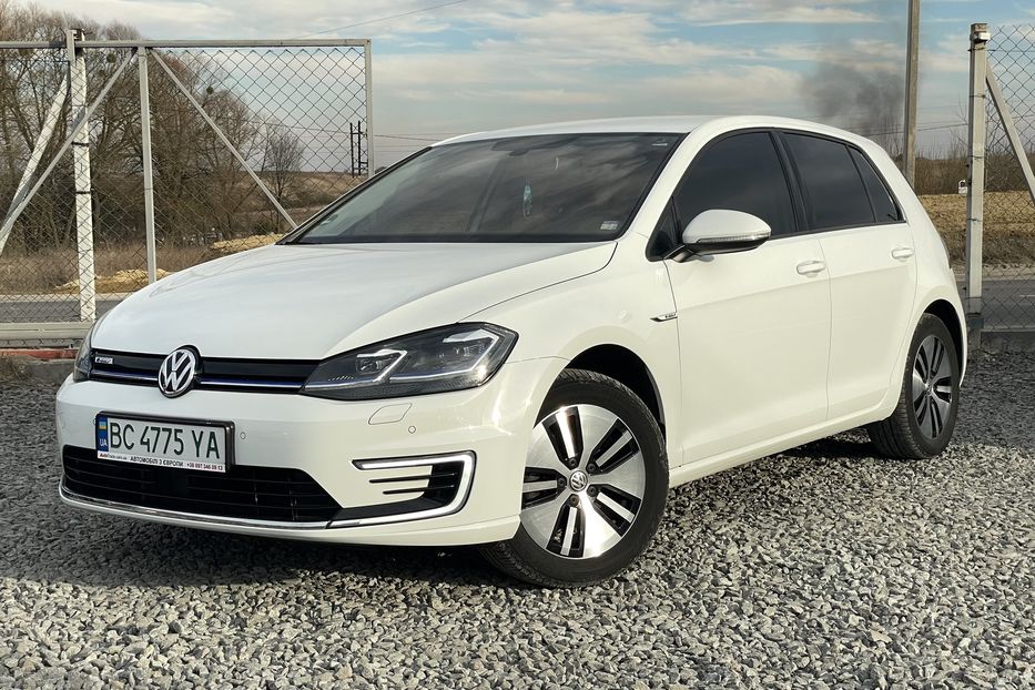 Продам Volkswagen e-Golf 2019 года в Львове