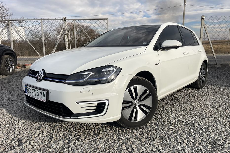 Продам Volkswagen e-Golf 2019 года в Львове