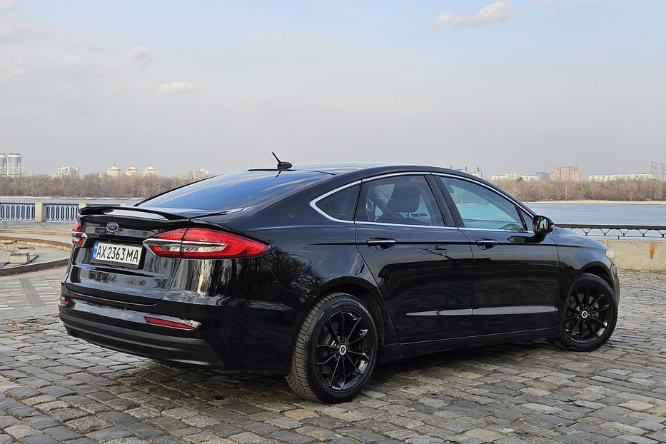 Продам Ford Fusion Phev 2019 года в Киеве