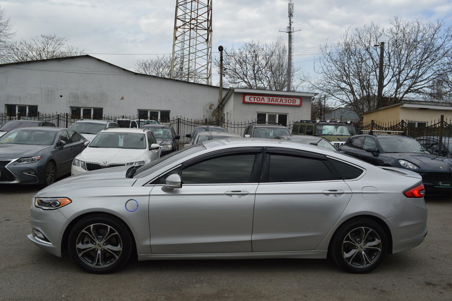 Продам Ford Fusion Titanium Plug-in 2016 года в Одессе