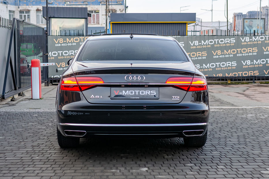 Продам Audi A8 3.0TDI QUATTRO 2017 года в Киеве