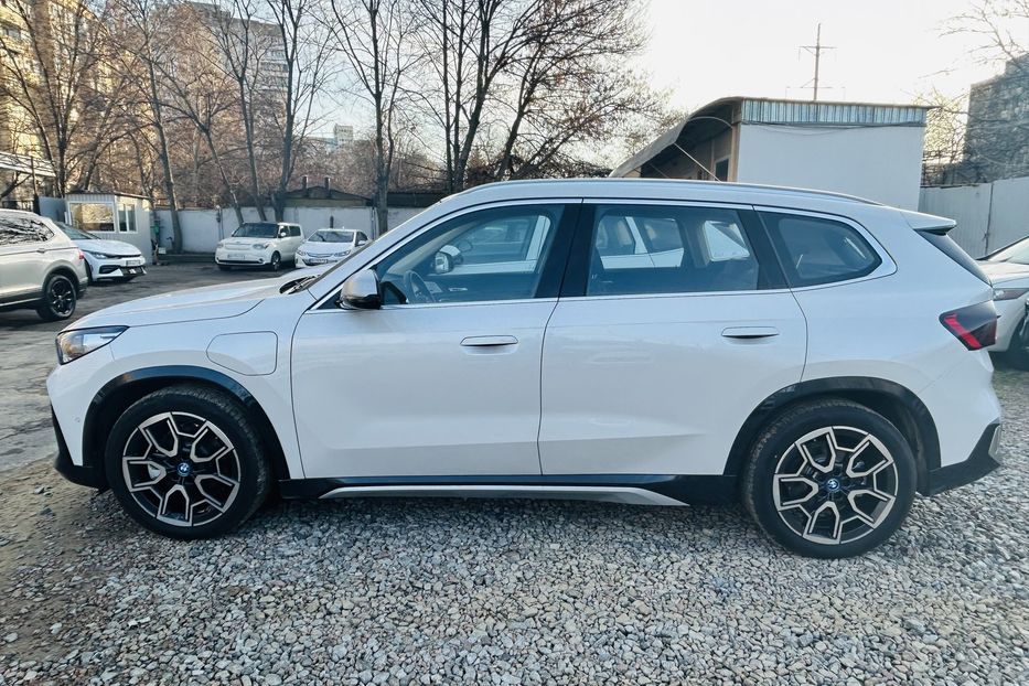 Продам BMW iX1 XDrive 30L M Stile Premium  2023 года в Одессе