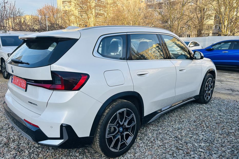 Продам BMW iX1 XDrive 30L M Stile Premium  2023 года в Одессе