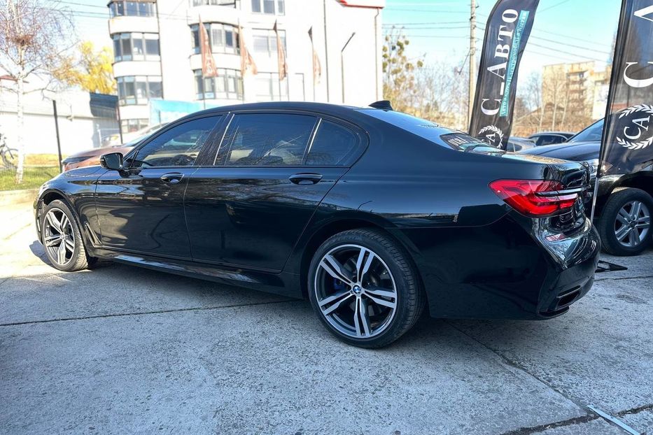 Продам BMW 740 Long 2017 года в Черновцах