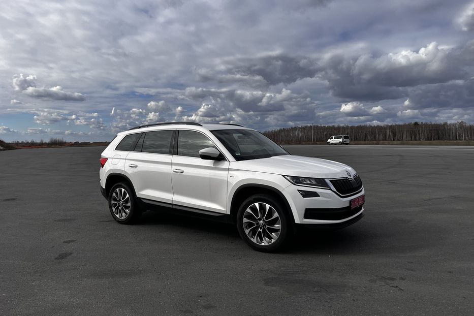 Продам Skoda kodiak 4x4 не фарбована 2021 года в Житомире