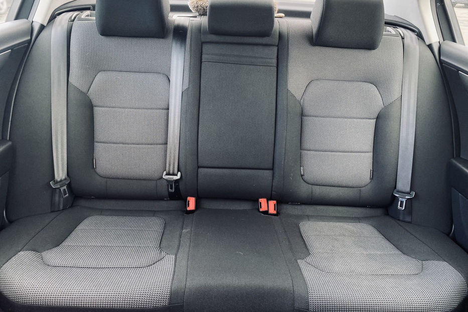 Продам Volkswagen Passat B7 2011 года в Киеве