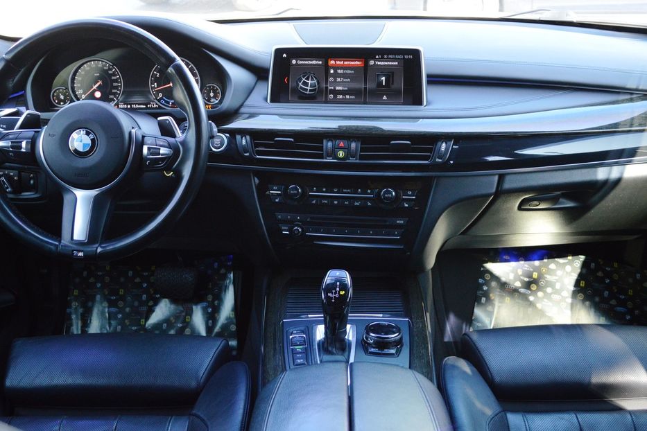 Продам BMW X5 2016 года в Одессе