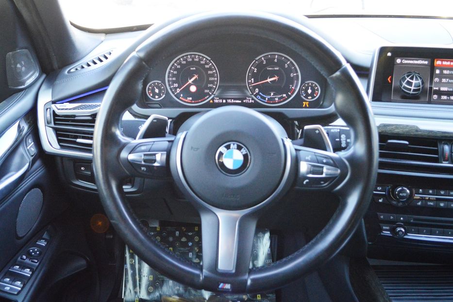 Продам BMW X5 2016 года в Одессе