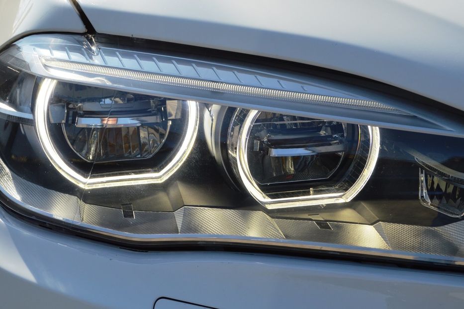 Продам BMW X5 2016 года в Одессе