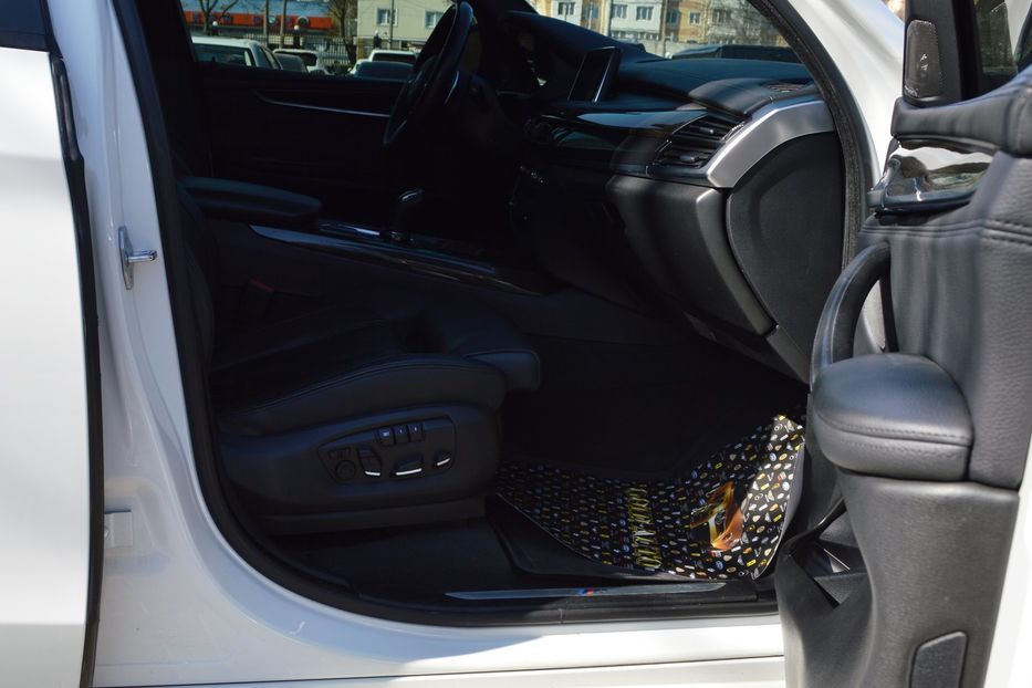 Продам BMW X5 2016 года в Одессе