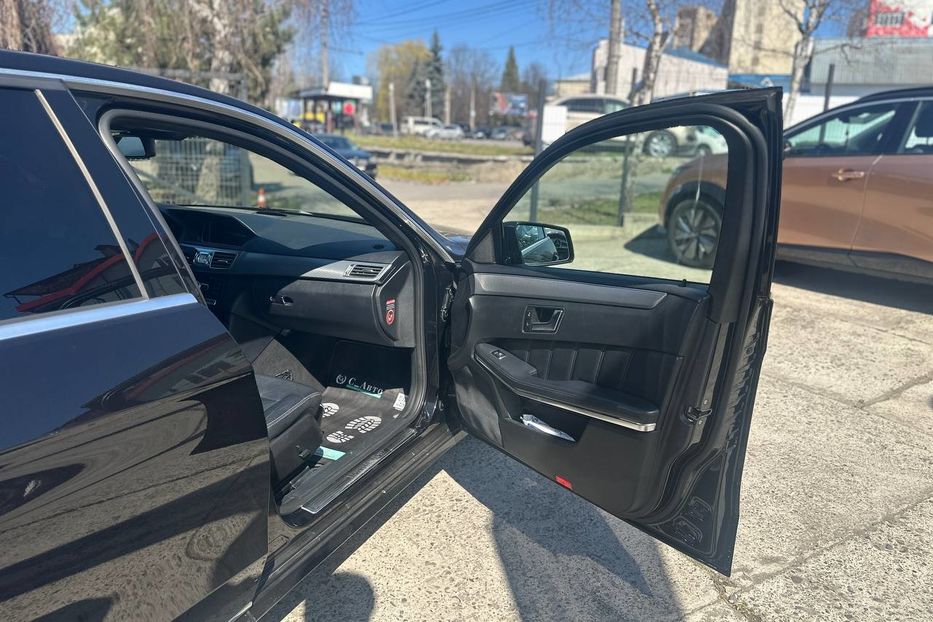 Продам Mercedes-Benz E-Class 2014 года в Черновцах