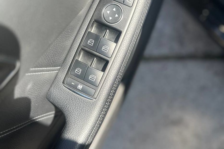 Продам Mercedes-Benz E-Class 2014 года в Черновцах