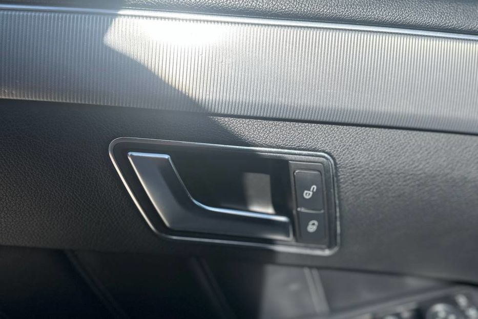 Продам Mercedes-Benz E-Class 2014 года в Черновцах