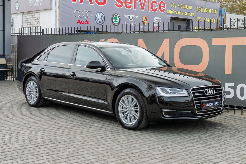 Продам Audi A8 3.0TDI QUATTRO 2017 года в Киеве