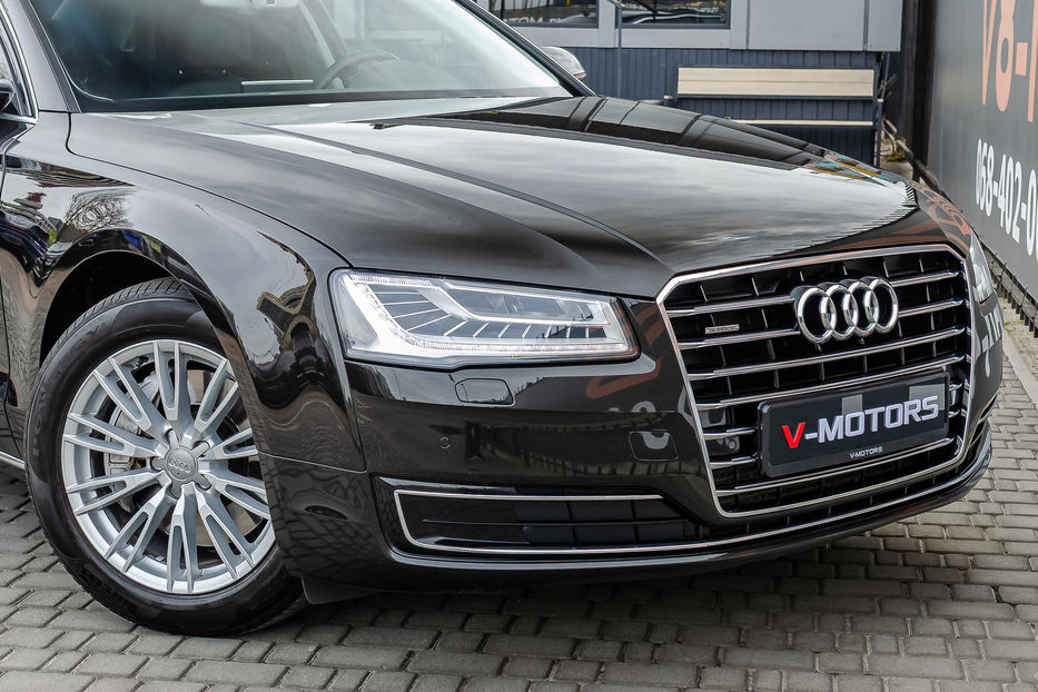 Продам Audi A8 3.0TDI QUATTRO 2017 года в Киеве