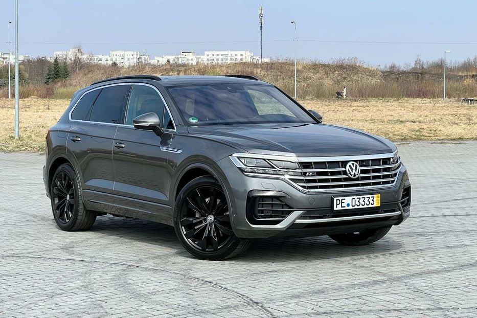 Продам Volkswagen Touareg НЕ МАЛЬОВАНИЙ ТЕПЛОВІЗОРR-Line 2019 года в Львове